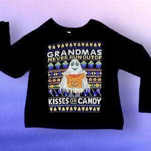 Halloween GRANDMAS NEVER RUN OUT OF KISSES OR CANDY Sweatshirt BLACK Size Large